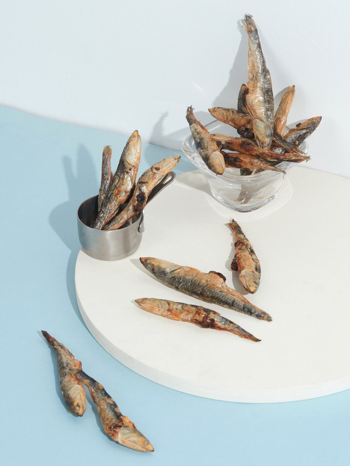 natural omega-3 anchovy treats for cats and dogs
