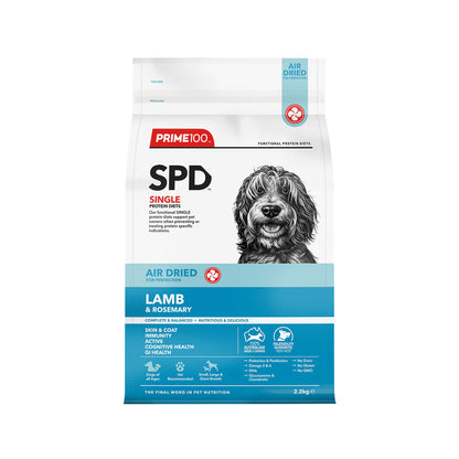 Gently air-dried Australian lamb recipe with pumpkin, prebiotics, postbiotics, and rosemary. Supports gut health, antioxidants, and balanced nutrition for growing and adult dogs.