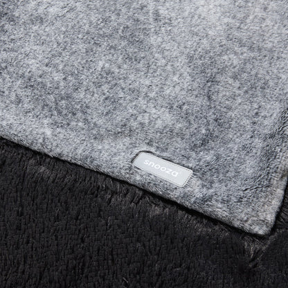 Snooza – Calming Waterproof Blanket